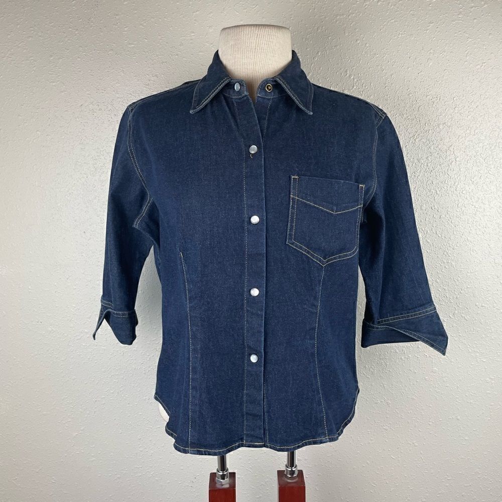 Liz Claiborne LizSport Denim Button Down Shirt Size S EUC